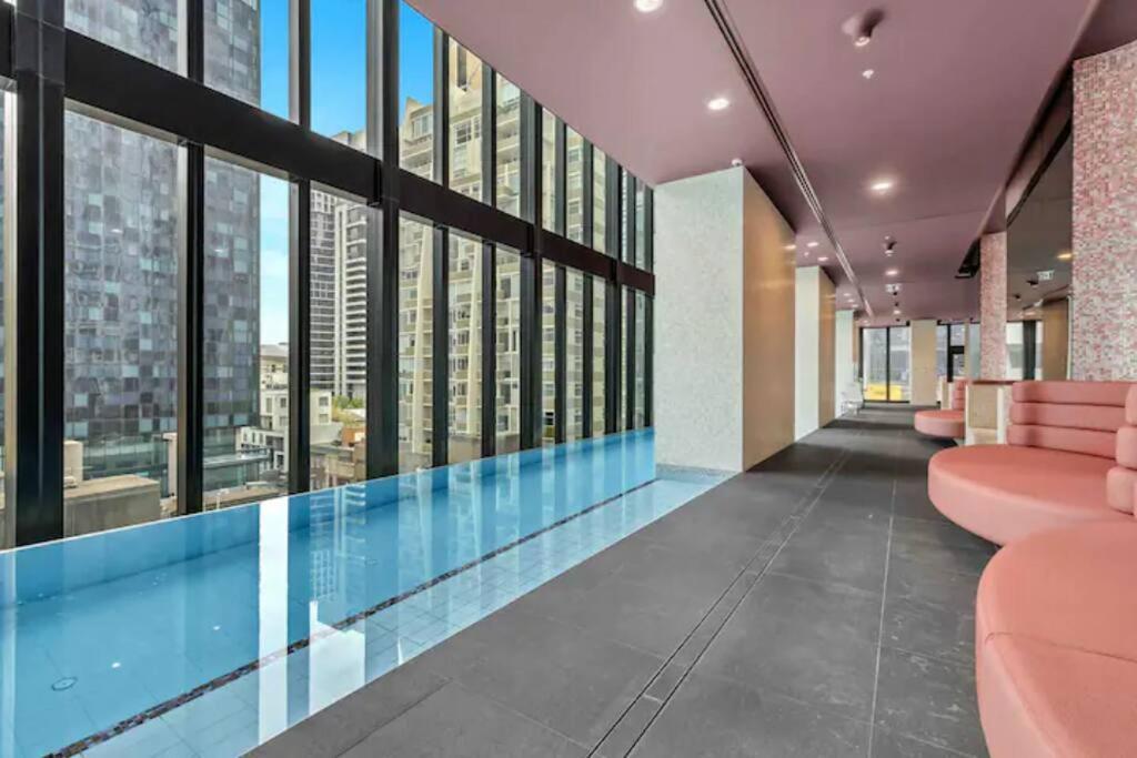 Comfy 2 Bed Apartment In The Heart Of Melbourne Kültér fotó