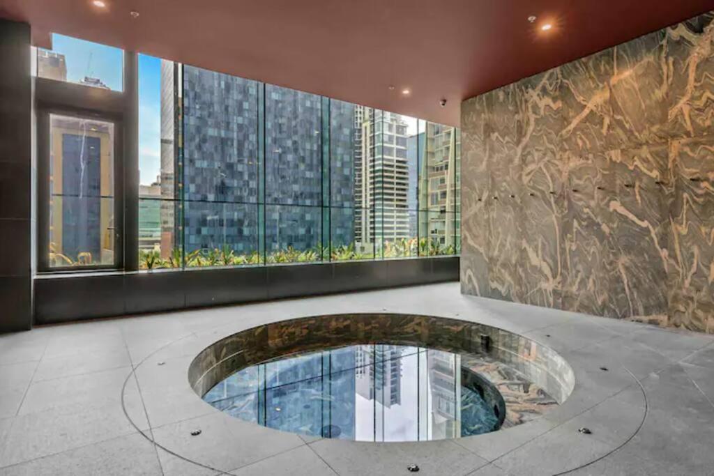 Comfy 2 Bed Apartment In The Heart Of Melbourne Kültér fotó